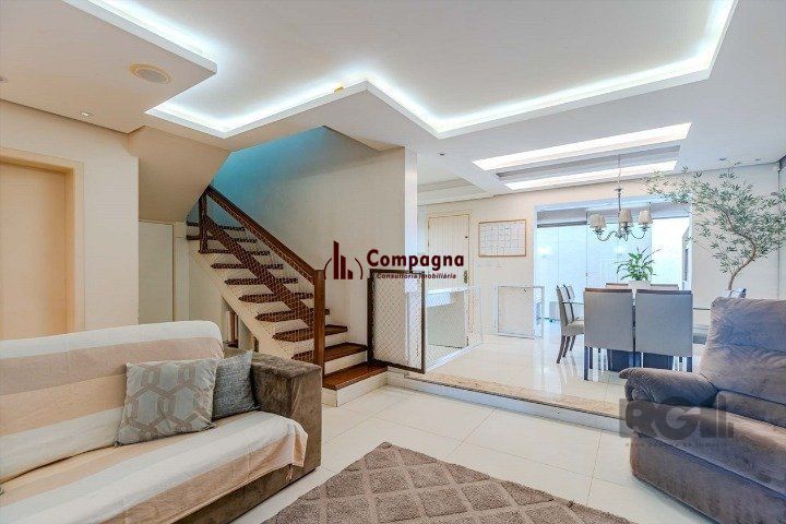 Casa 3 quartos à venda, 210m², Tristeza - Porto Alegre — foto 2