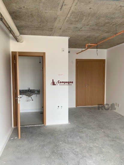 Sala Comercial à venda, 35m², Cristo Redentor - Porto Alegre — foto 2