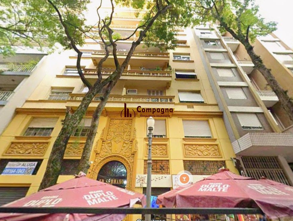 Apartamento de 3 dormitórios, 2 banheiros no Centro Histórico.