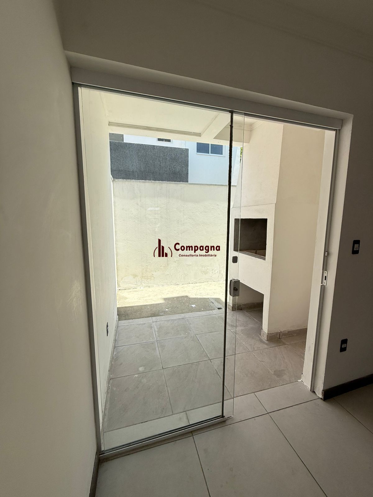 Casa nova em condominio a venda em Porto Alegre — foto 5