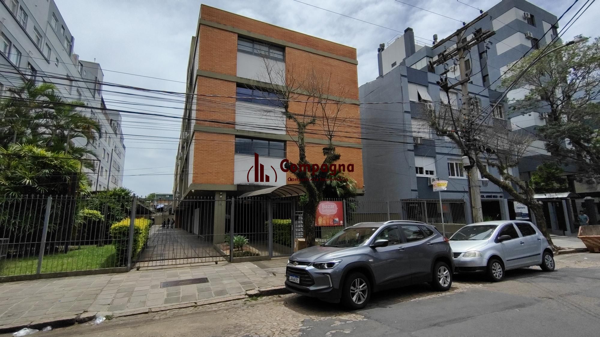 Prédio Comercial no bairro Menino Deus.