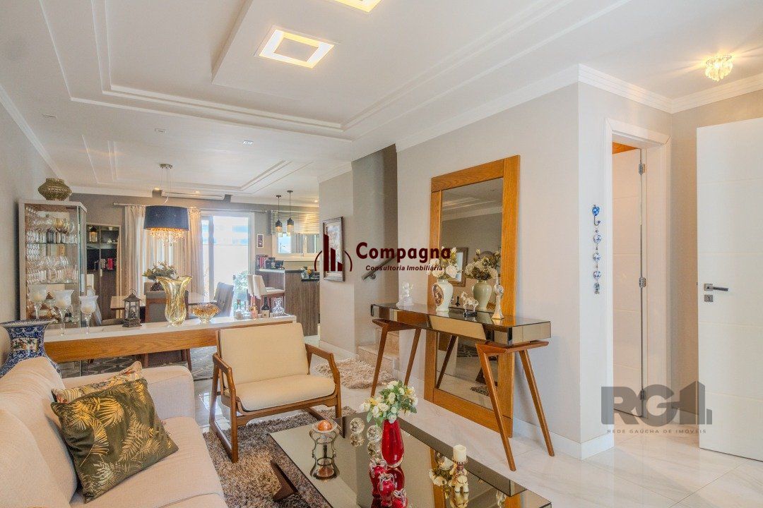 Casa de Condomínio com Arquitetura Exclusiva e Ambientes Sofisticados — foto 5