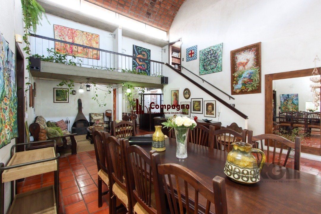 Casa para Venda - 393m², 4 dormitórios, sendo 2 suites, 4 vagas - Ipanema