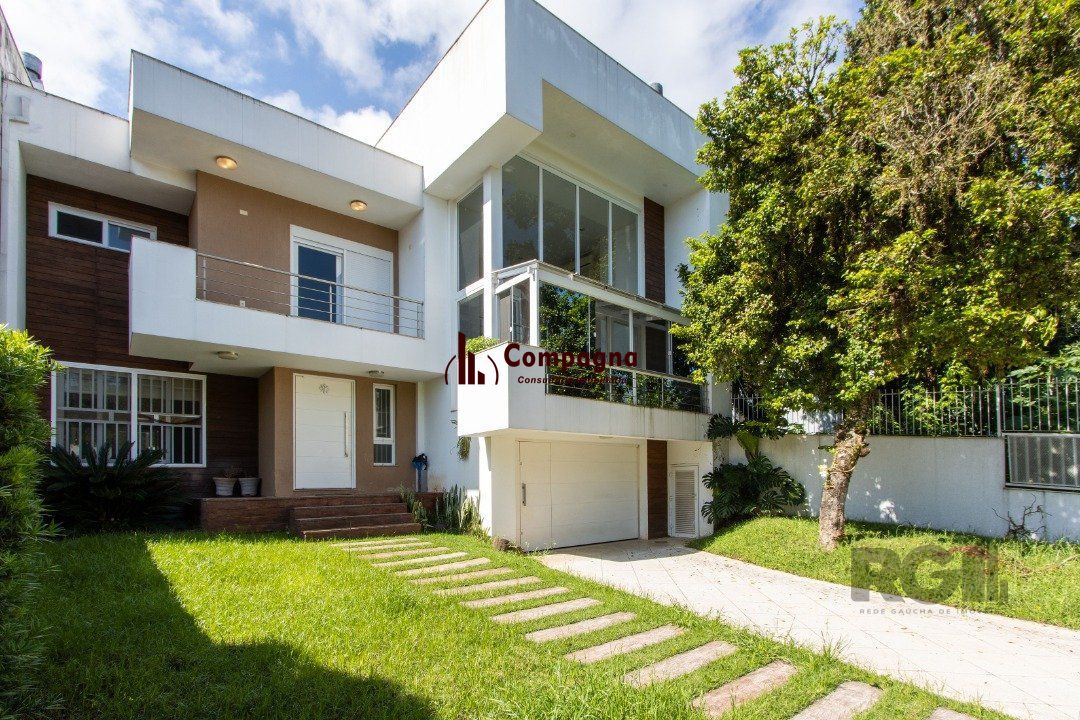 Casa 3 quartos à venda, 296m², Nonoai - Porto Alegre