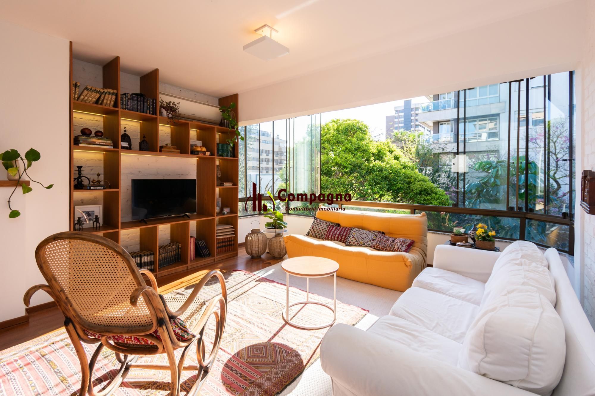 Apartamento com 3 Quartos à venda, 122m² - Petrópolis