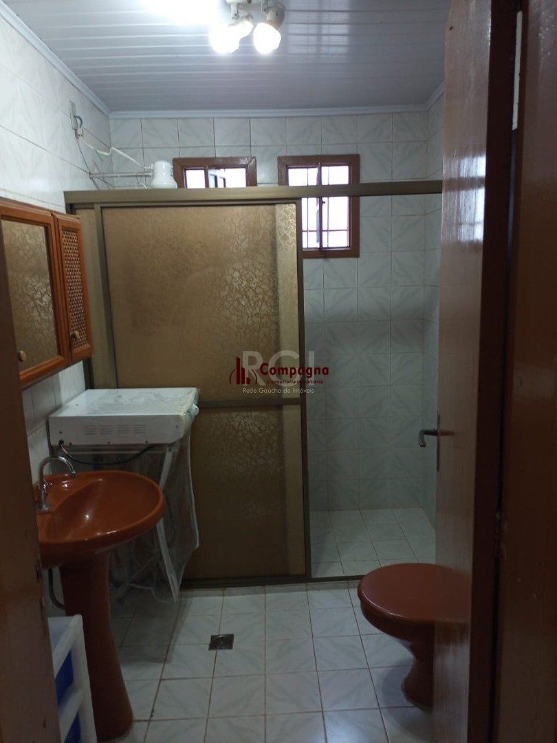 Casa para Venda - 180m², 3 dormitórios, sendo 1 suites, 2 vagas - Vila Nova — foto 5