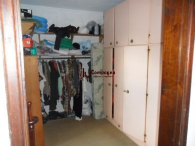 Casa para Venda - 270m², 5 dormitórios, sendo 1 suites, Guarujá — foto 3