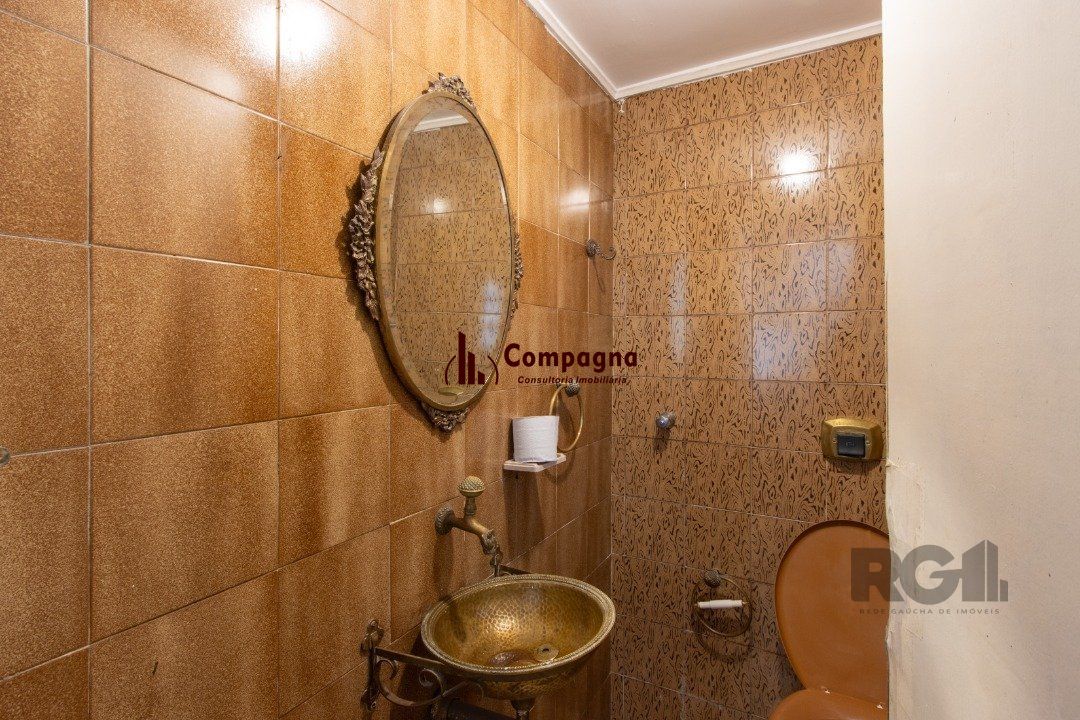 Casa para Venda - 337m², 3 dormitórios, sendo 1 suites, 3 vagas - Cristal — foto 5