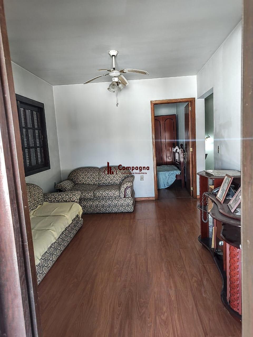 Casa com 3 dormitórios á venda em Porto Alegre — foto 2