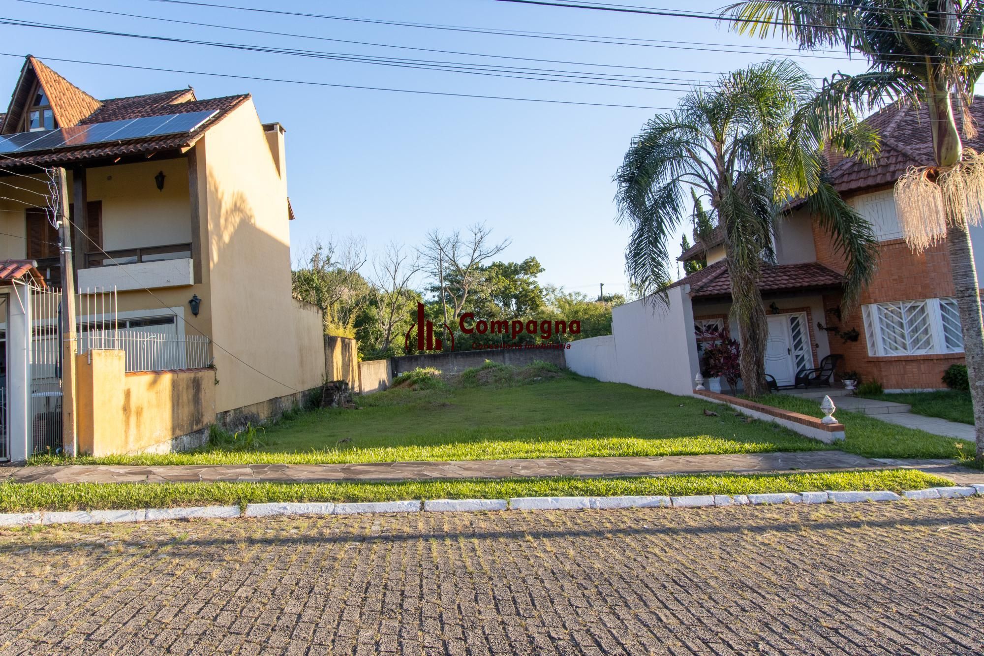 Ótimo terreno 359 m2 pronto para construir