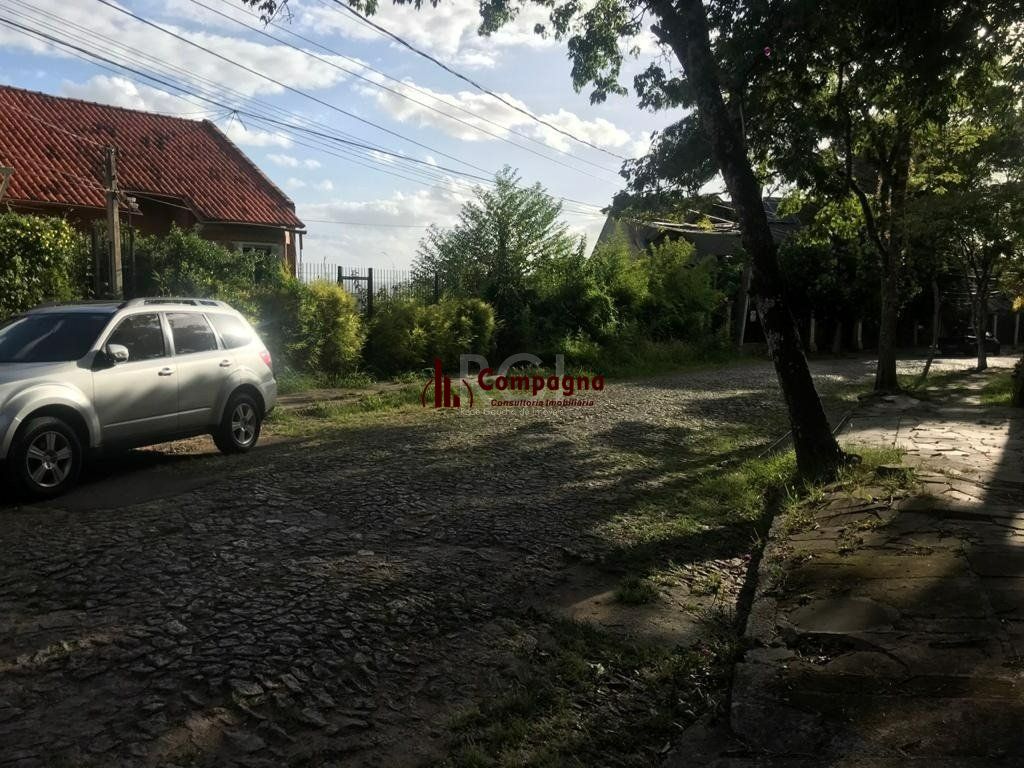 Terreno com área de 747m² — foto 3
