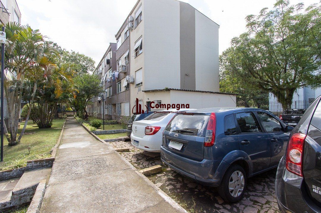 Excelente apartamento no bairro Cristal com 1 dormitório, living, banheiro e cozinha.