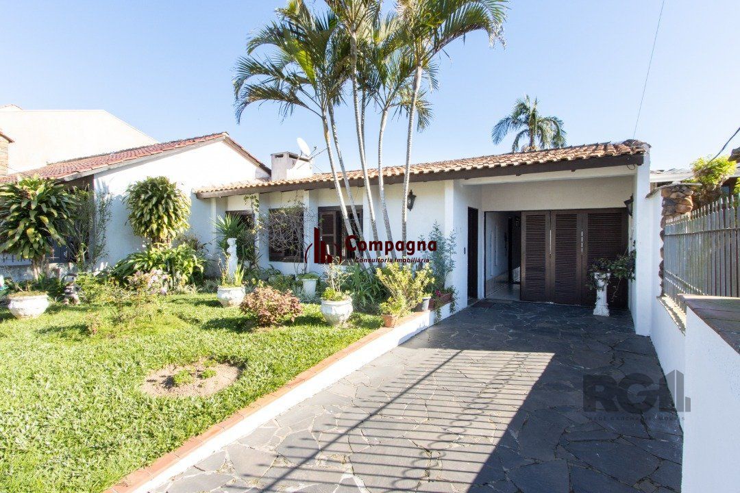 Sobrado para Venda - 170m², 3 dormitórios, sendo 1 suites, 2 vagas - Serraria — foto 2