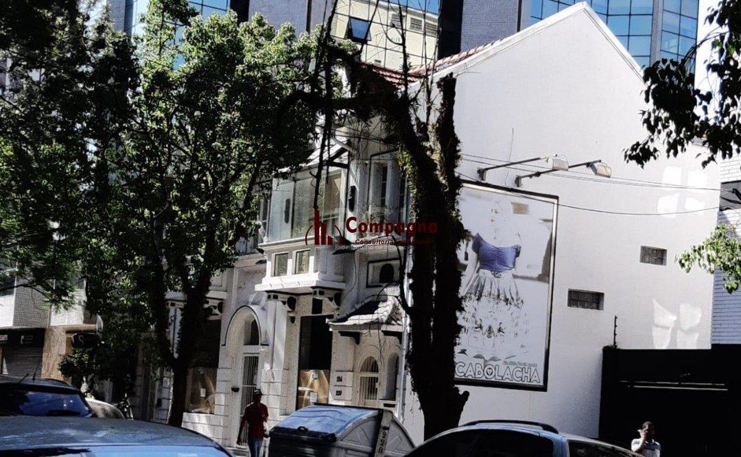 Casa Comercial para Venda - 336m², 0 dormitórios, Moinhos de Vento