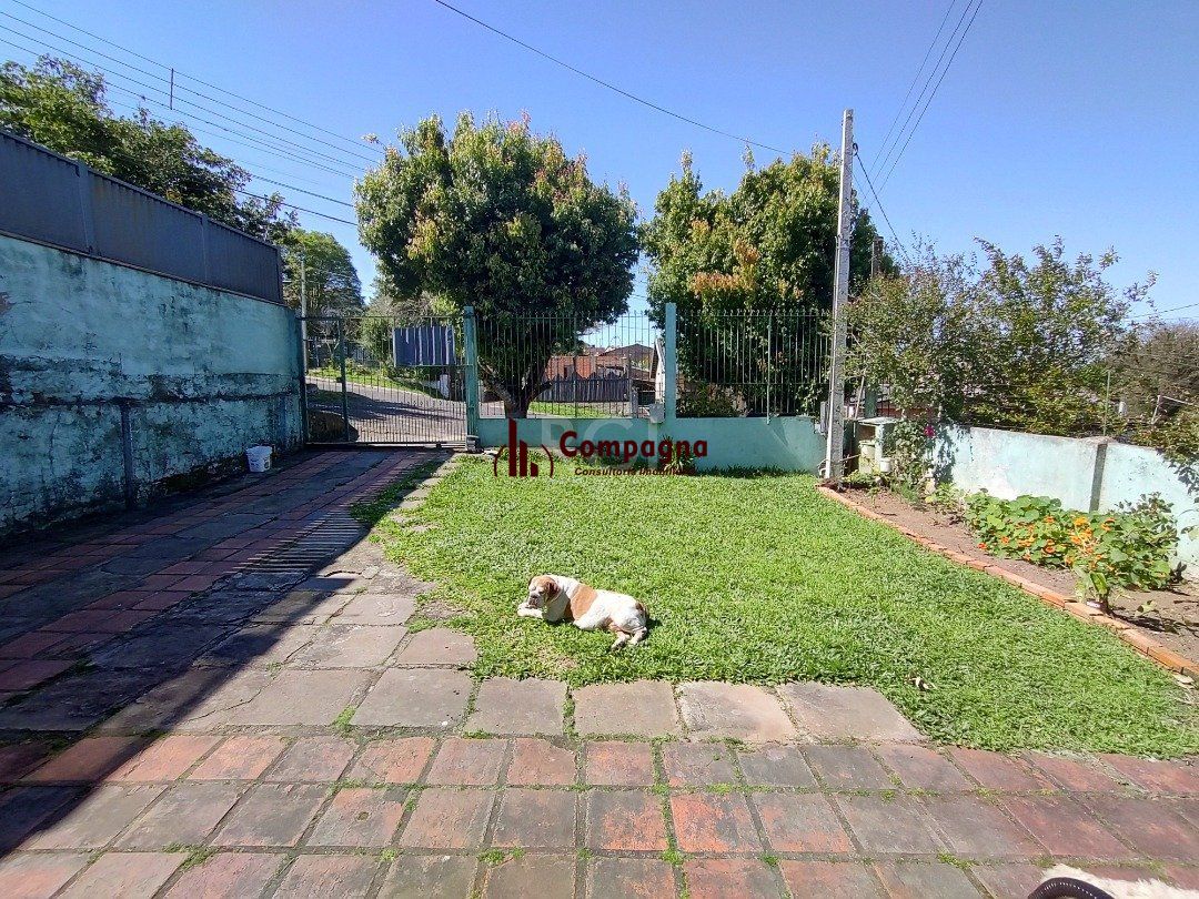 Casa para Venda - 100m², 3 dormitórios, 2 vagas - Lomba do Pinheiro — foto 2