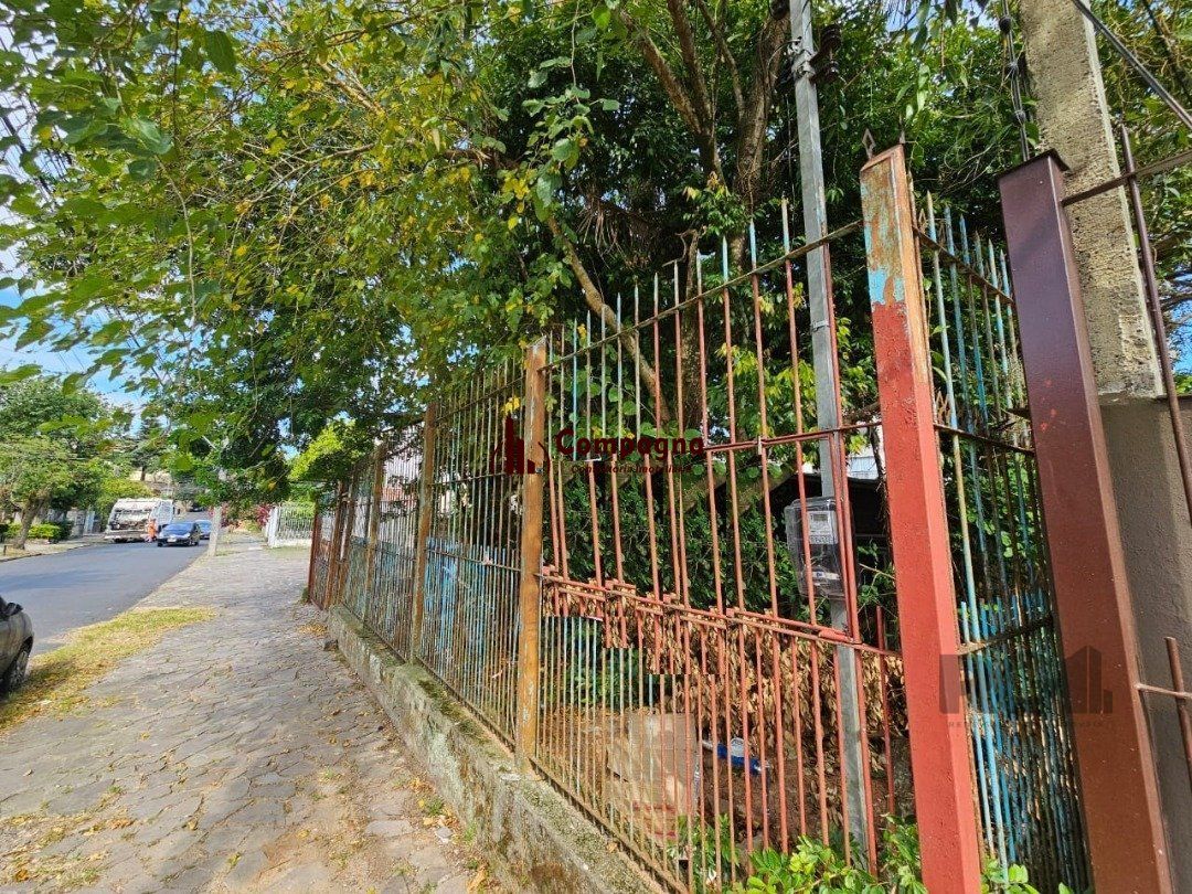 Terreno plano de 426 m², localizado na Rua Padre João Batista Reus, — foto 2