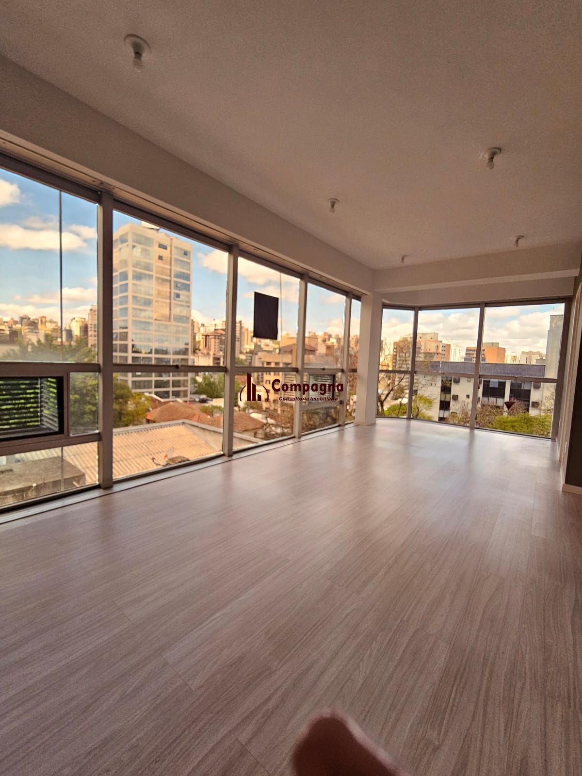 Sala comercial na Dona Laura