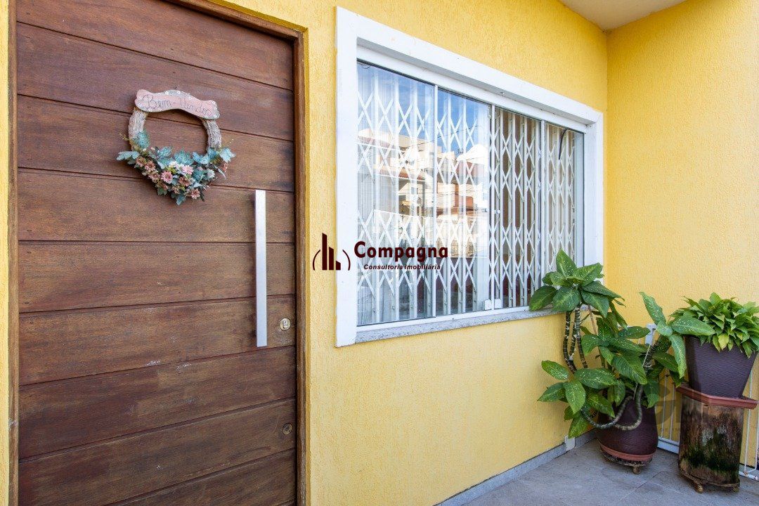Casa para Venda - 204m², 3 quartos, 2 suites, 1 vaga - Caminhos do Sol - Guarujá — foto 2