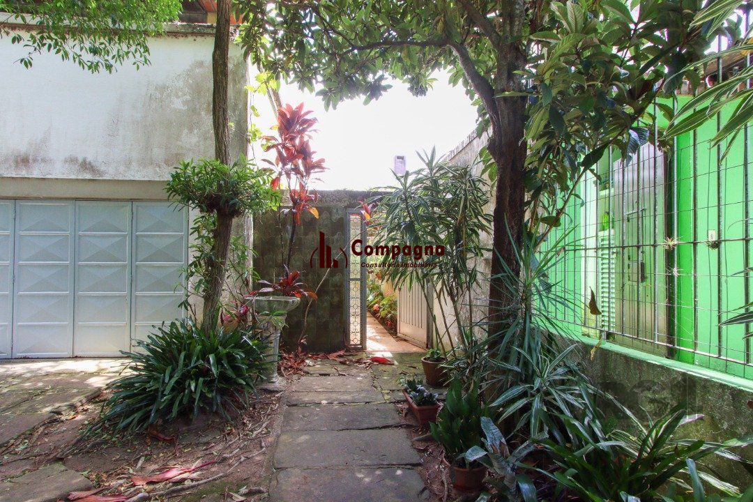 Casa para Venda - 393m², 4 dormitórios, sendo 2 suites, 4 vagas - Ipanema — foto 4