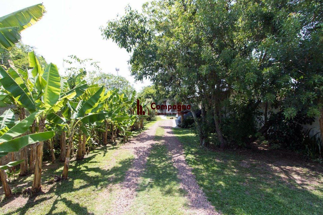 Casa para Venda - 250m², 3 dormitórios, sendo 2 suites, 3 vagas - Ponta Grossa — foto 3