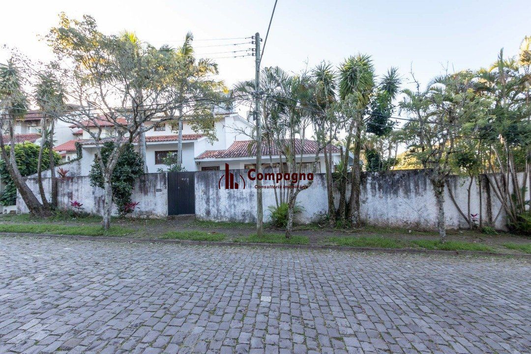 Casa para Venda - 558.14m², 4 dormitórios, sendo 4 suites, 6 vagas - Jardim Isabel — foto 2