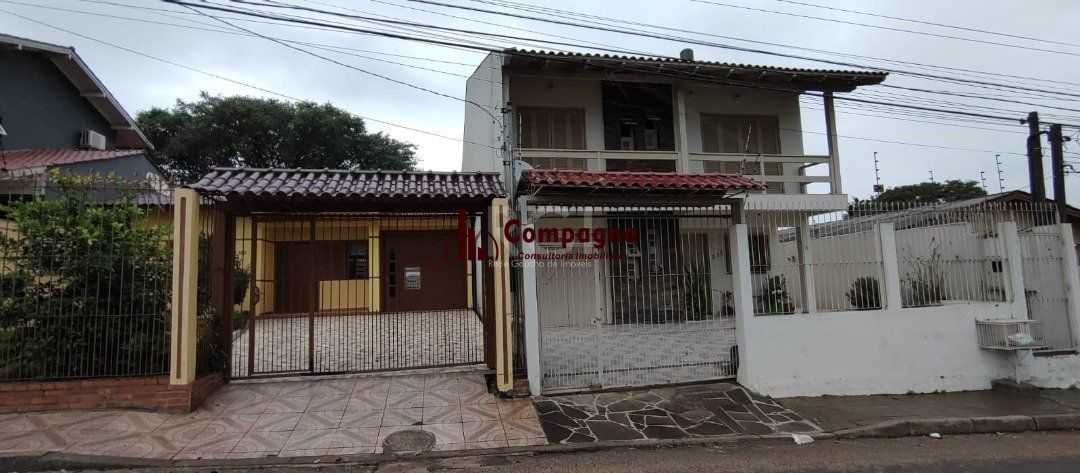 Casa para Venda - 180m², 4 dormitórios, sendo 1 suites, 3 vagas - Campo Novo