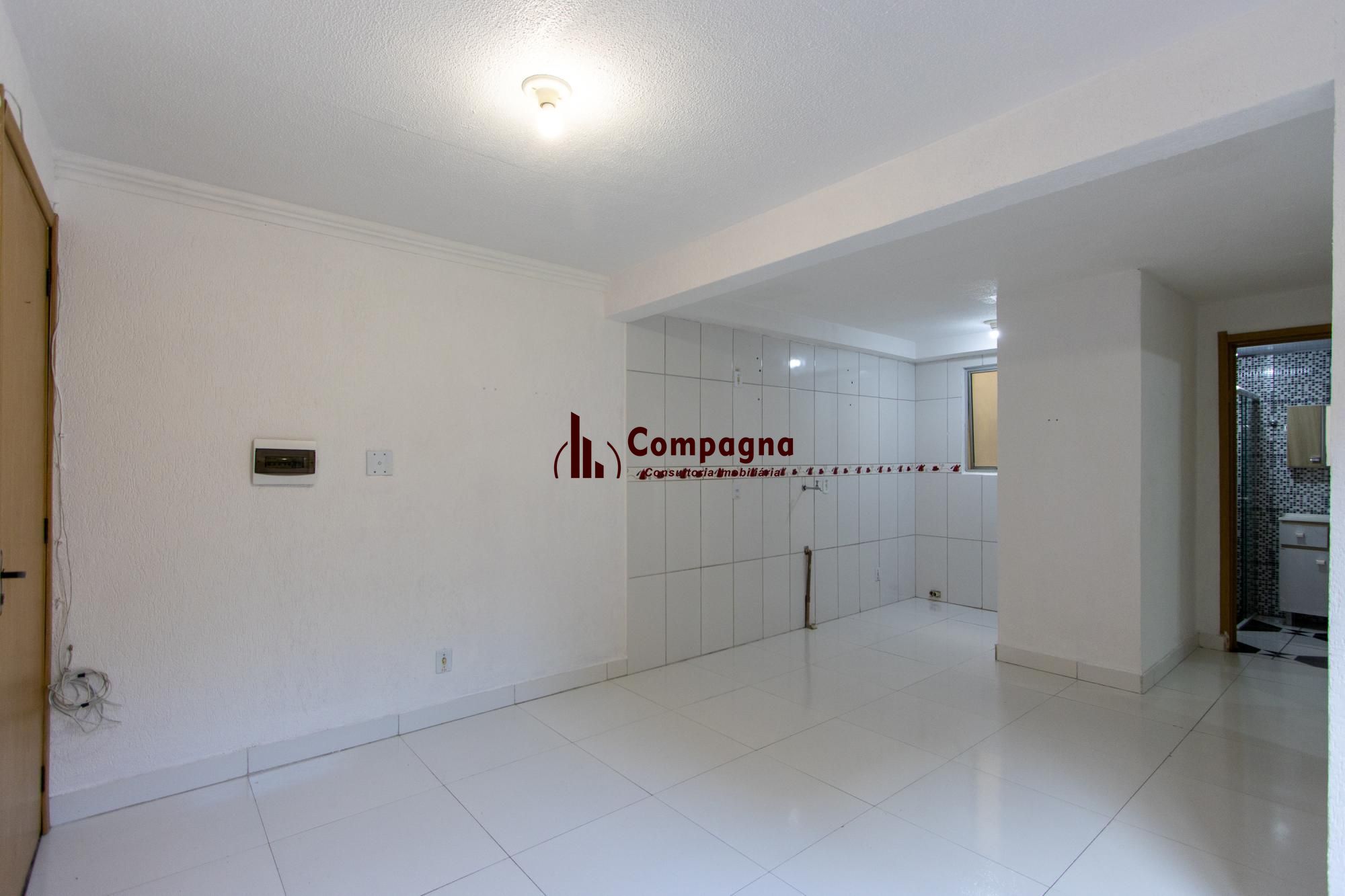 Apartamento reformado, 2 dormitórios, 1 vaga — foto 3