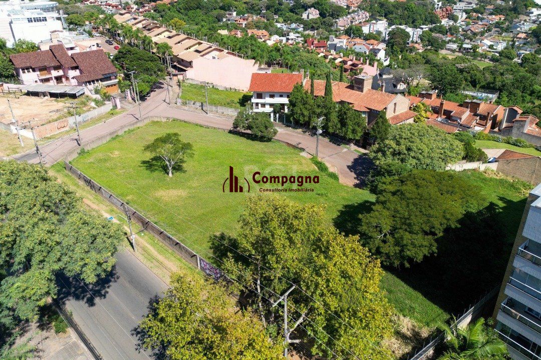 Excelente terreno à venda em Porto Alegre, localizado na Rua Correa Lima, — foto 4
