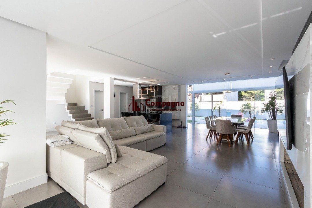 Casa Condominio para Venda - 280m², 3 dormitórios, sendo 3 suites, 4 vagas - Lagos De Nova Ipanema — foto 2