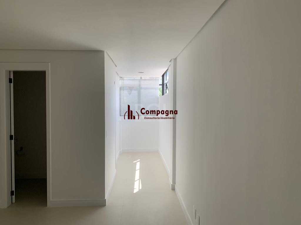 Sala comercial na Getúlio Vargas com 81,92m² privativos — foto 4