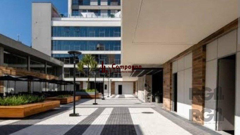 Apartamento belíssimo de 02 dormitórios com garagem coberta.