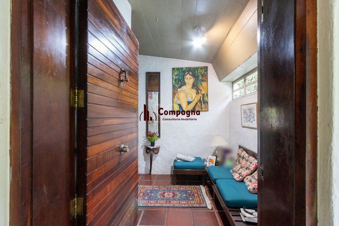 Casa para Venda - 600m², 3 dormitórios, sendo 1 suites, 8 vagas - Vila Assunção — foto 3
