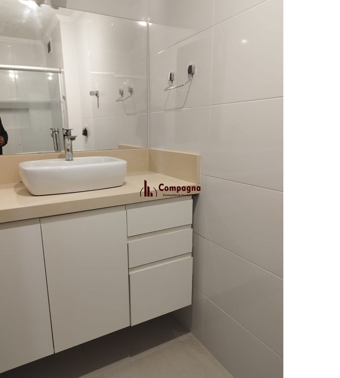 Apartamento semi mobiliado, desocupado e pronto para morar no bairro Bela Vista — foto 2
