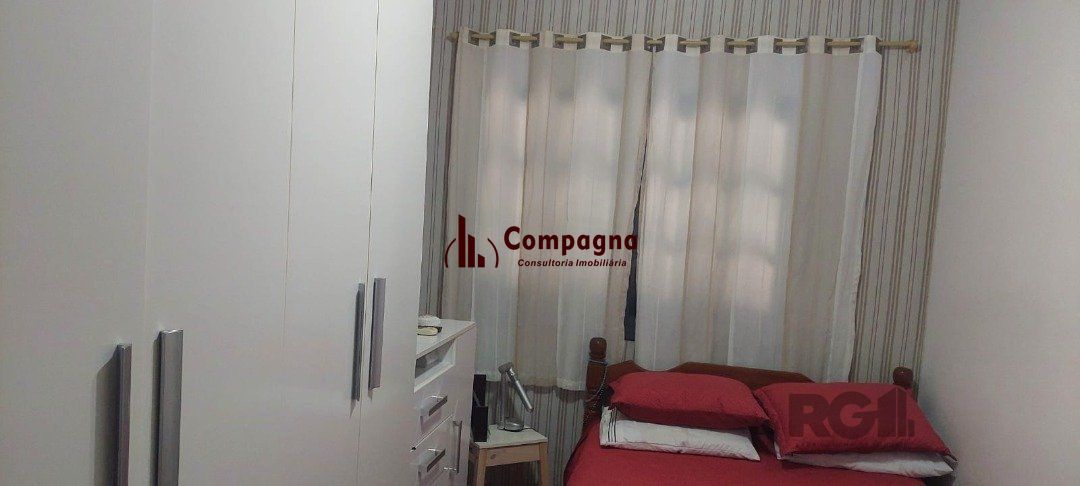 CASA COM EXTENSO PÁTIO NO CAMAQUÃ — foto 5