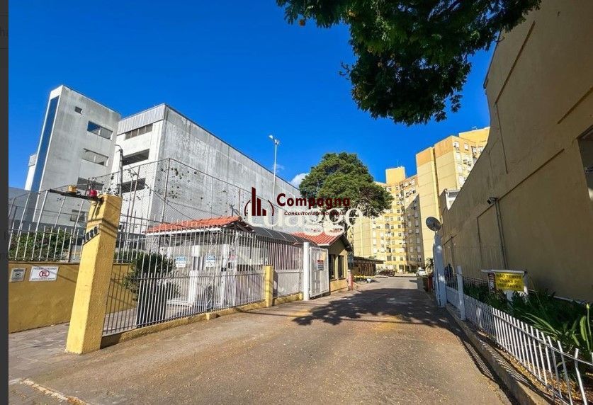 Box coberto no Cond Santos Dumont — foto 2