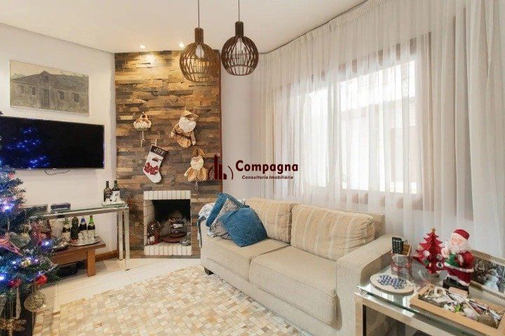 Casa em condomínio na zona sul, 3 quartos, suíte, lareira, churrasqueira, 2 vagas de garagem coberta. — foto 2