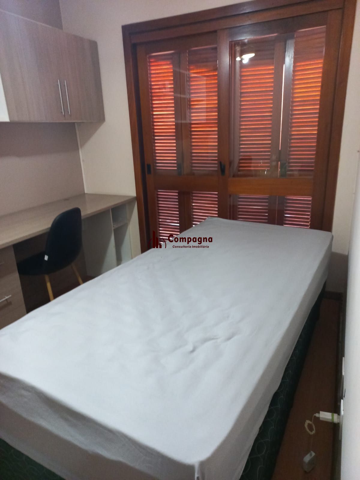 Casa de Condomínio 3 quartos à venda, 228m², Tristeza - Porto Alegre — foto 2