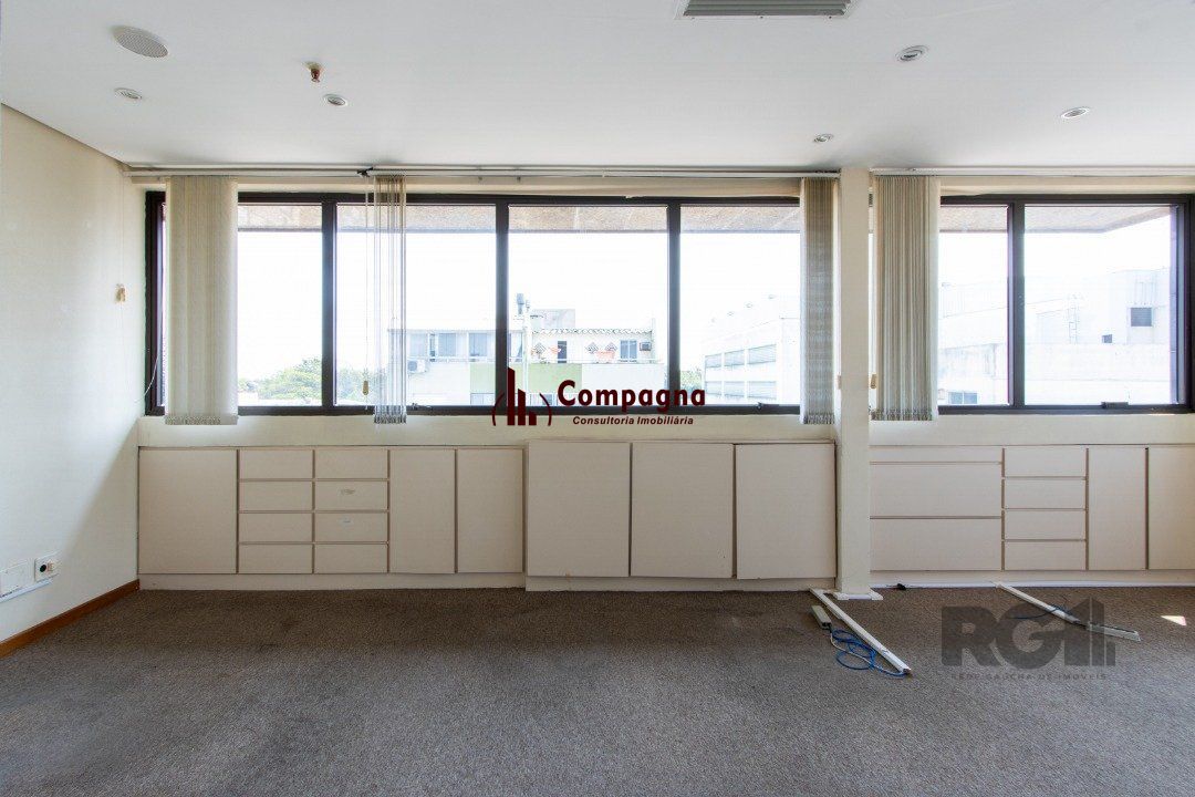 Sala Comercial à venda, 52m², Menino Deus - Porto Alegre — foto 4