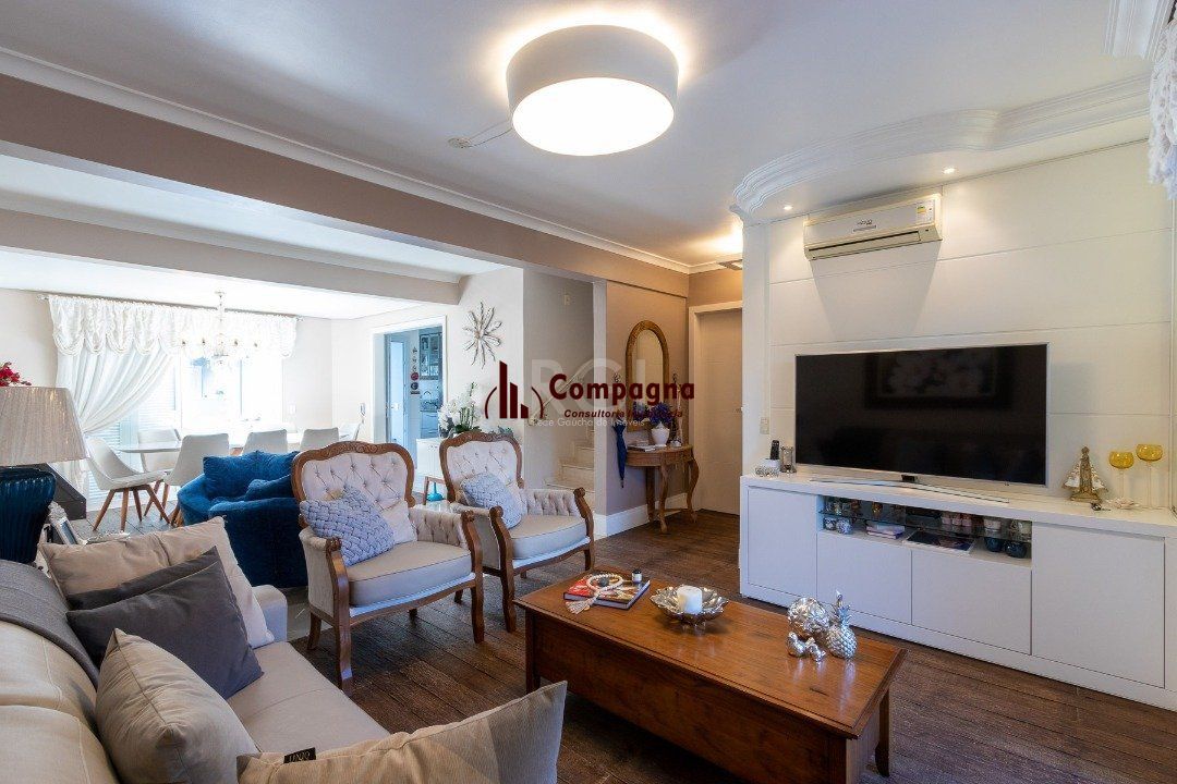 Casa Condominio para Venda - 240m², 4 dormitórios, sendo 1 suites, 2 vagas - Ipanema — foto 3
