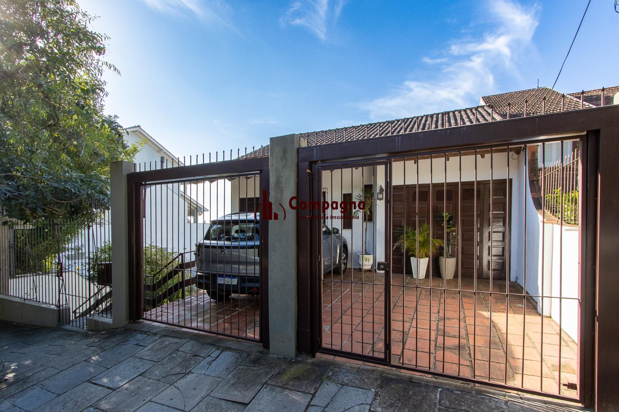 **Casa de 05 dormitórios, 03 suítes, 06 Banheiros, com 315,10m² privativos na Vila Conceição, Porto Alegre, RS** — foto 3