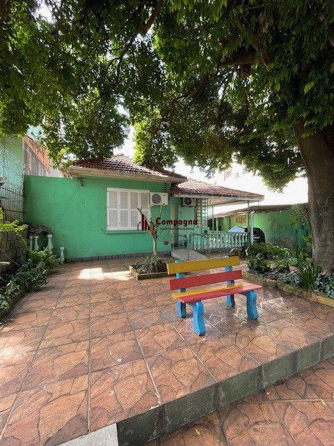 Casa 3 quartos à venda, 130m², Cristal - Porto Alegre
