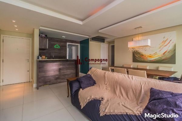 Vende apartamento no Bairro Passo da Areia - Porto Alegre — foto 4