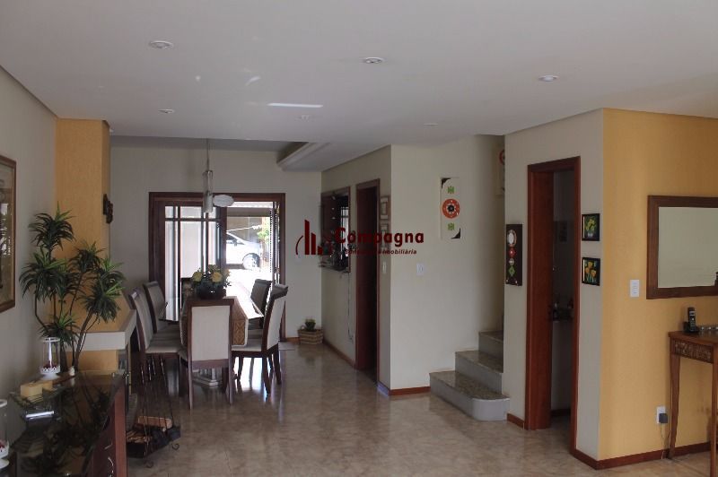Casa para Venda - 290.67m², 4 dormitórios, sendo 1 suites, 4 vagas - Camaquã — foto 5