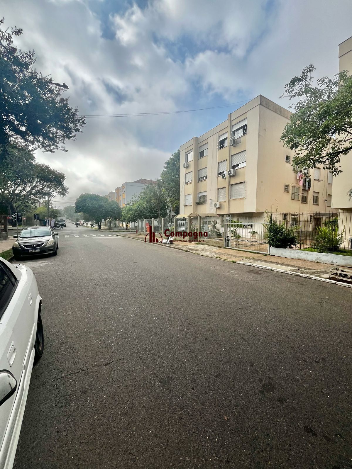 01 dormitório, junto ao Nacional Leopoldina, sala, banheiro, cozinha e área — foto 2