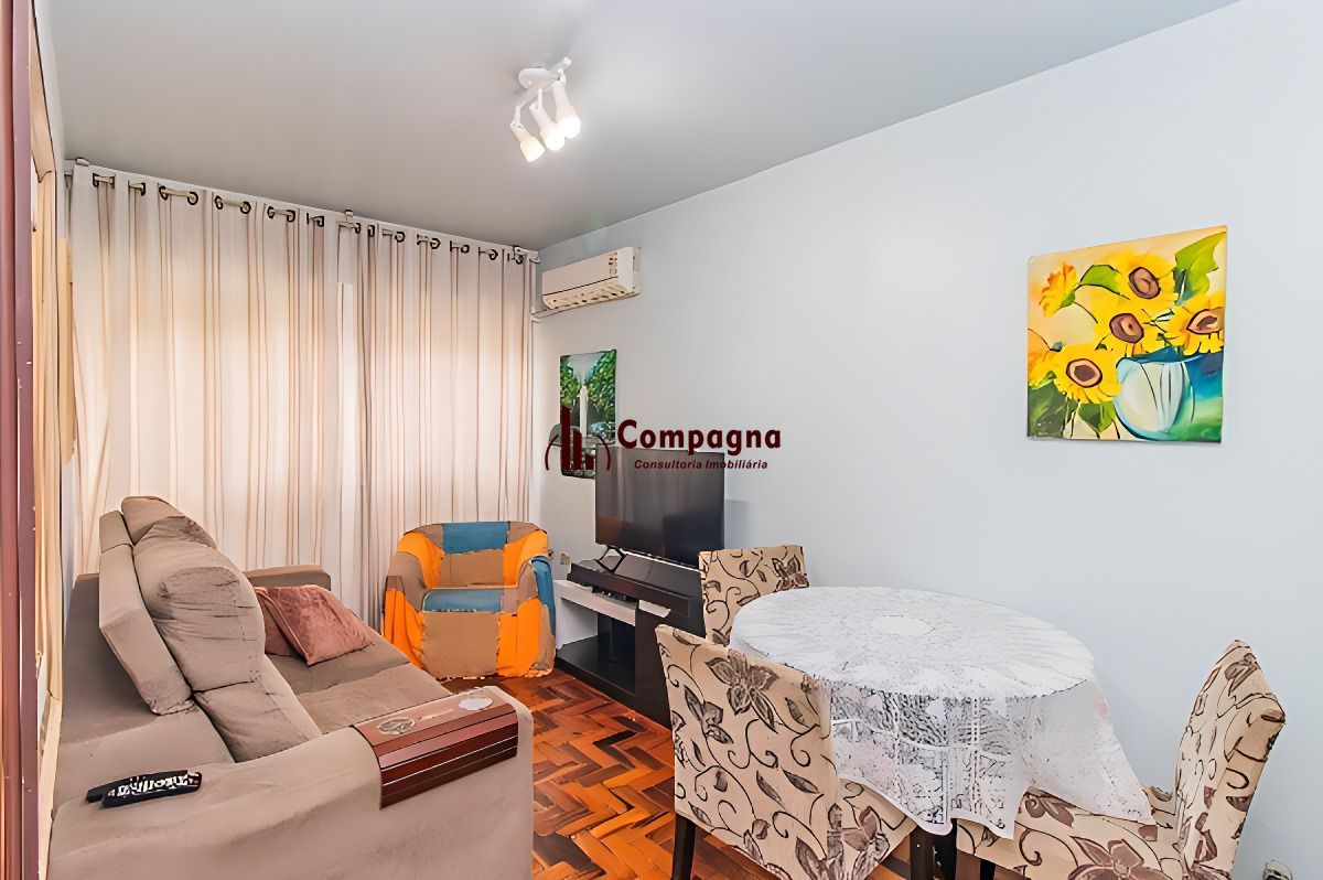 Vende-se apartamento com 3 quartos com closet - Petrópolis — foto 2