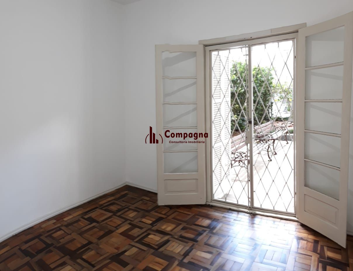 Vende-se apartamento térreo com 1 quarto, pátio privativo e 44 m² – Higienópolis