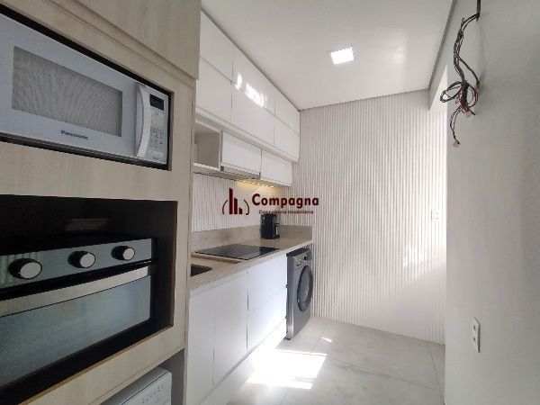 Vende-se apartamento reformado com 2 dormitórios (1 suíte) - 75 m² - Jardim Botânico — foto 4