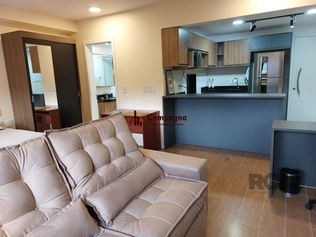 Apartamento stidio com 1 dormitório, 1 vaga de garagem no Bairro Auxiliadora. — foto 3