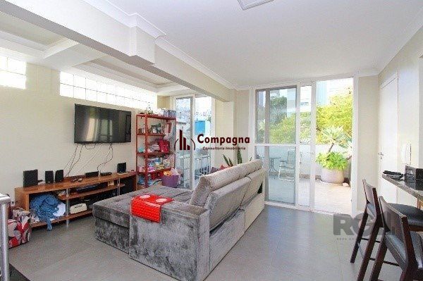 Bela cobertura 2 quartos com suíte e vaga coberta, sacada e piscina - 123m² - Bairro Petrópolis — foto 3