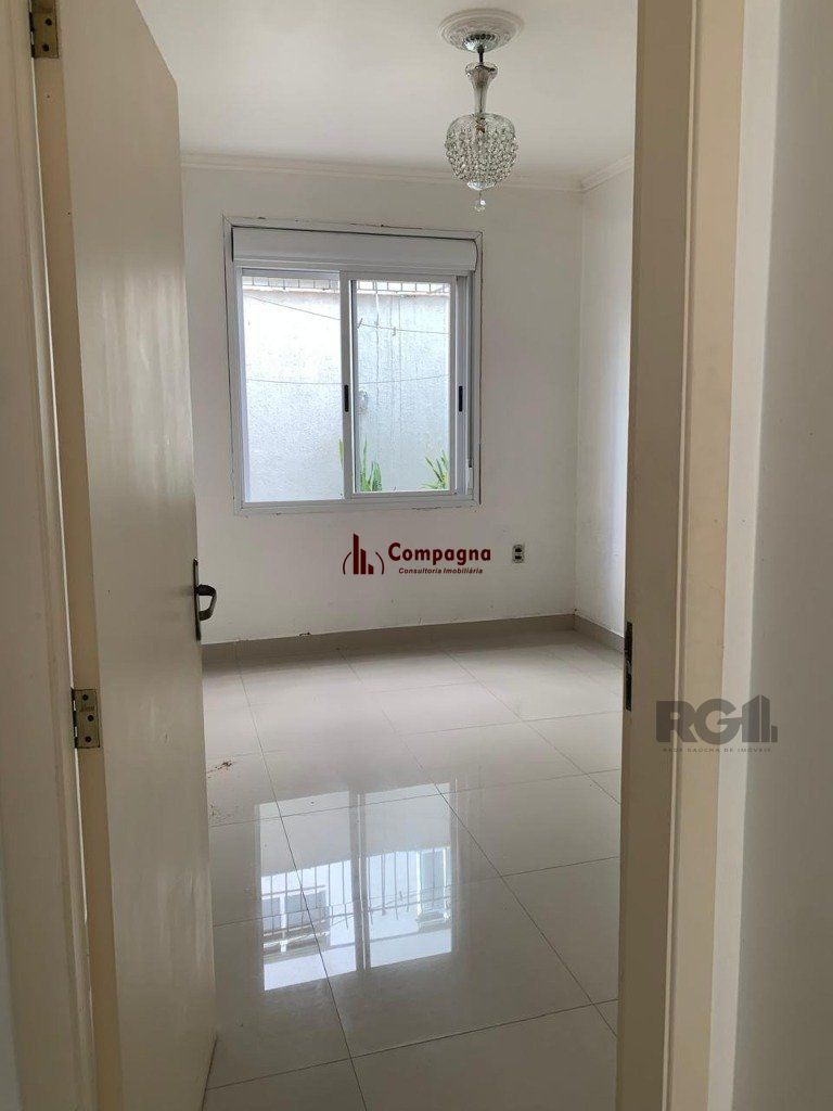 Vende-se belíssimo apartamento 3 suítes, de frente, próximo ao Parcão, reformado e com pátio - 194m² - Auxiliadora — foto 4